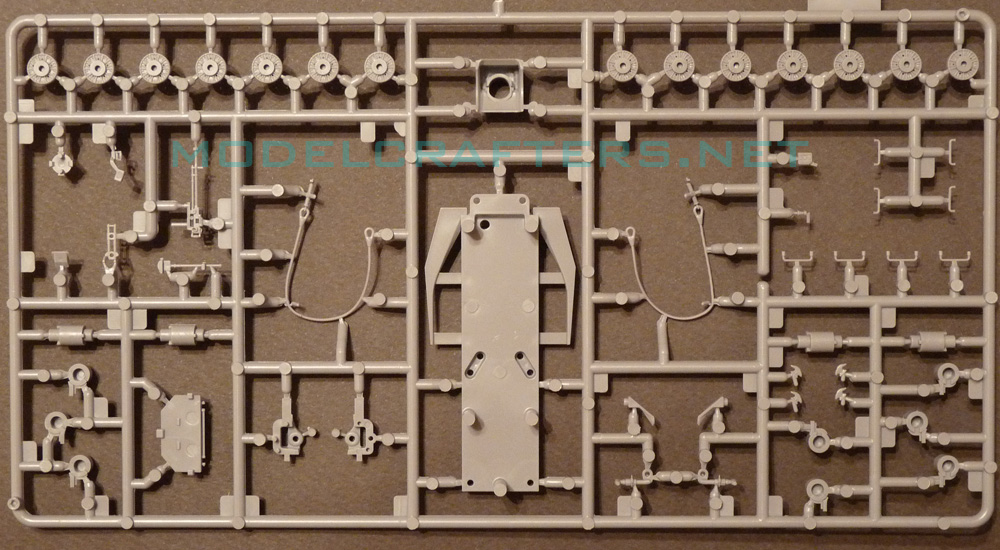 Zvezda’s 1/72 ISU-152, kit 5026