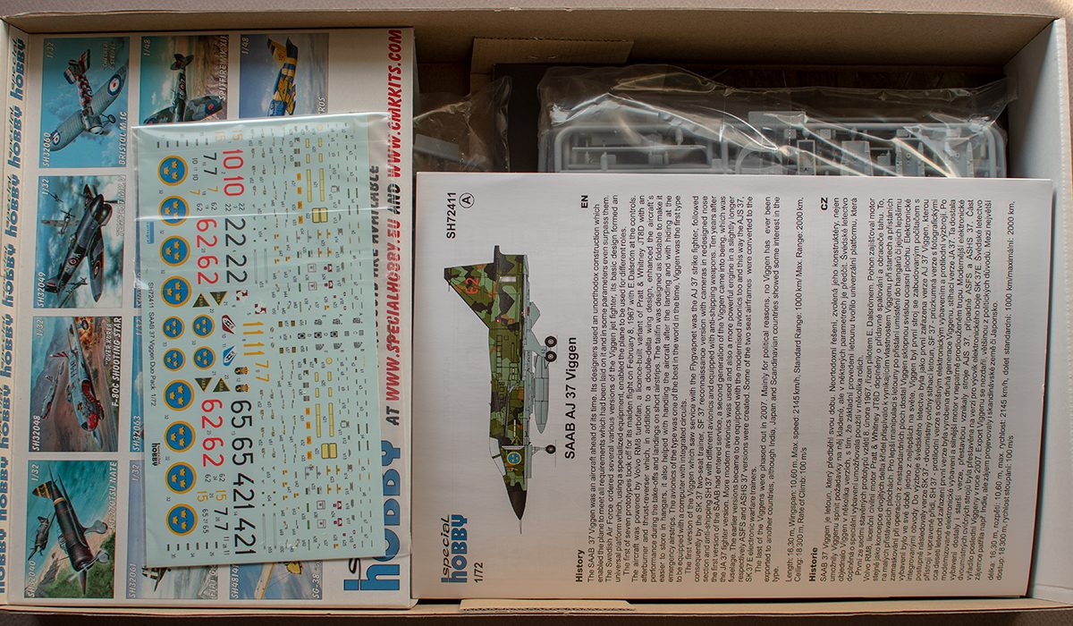 Special Hobby Viggen set 72411 - box contents